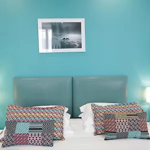o-carre-croisette.fr-provencehotel.com/