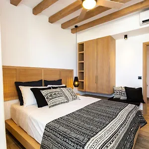 Hotel apartamentowy Theros, Retimno